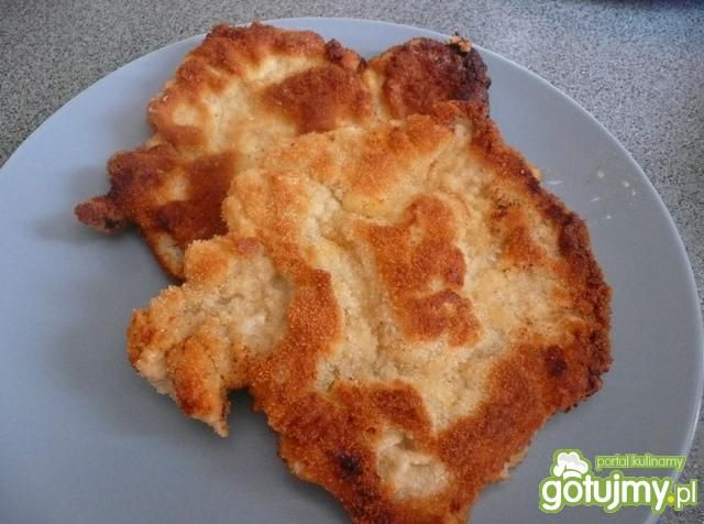 Soczysty kotlet w pulchnej panierce Soczysty kotlet w pulchnej panierce