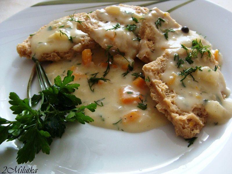 Sojowe w chrzanowym sosie