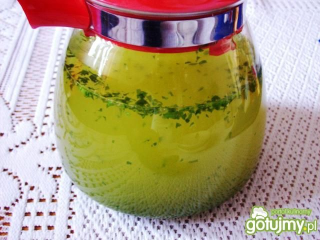 Sok z natki pietruszki z dodatkami Sok z natki pietruszki z dodatkami