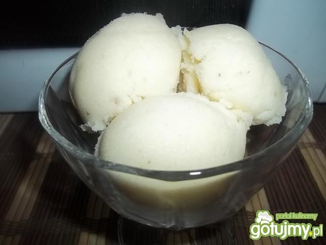 Sorbet ananasowo-gruszkowo-bananowy Sorbet ananasowo-gruszkowo-bananowy