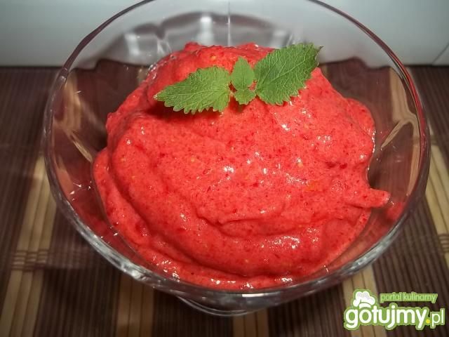 Sorbet z truskawek i cukinii