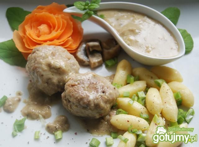 Sos borowikowy z zupki i mielone 