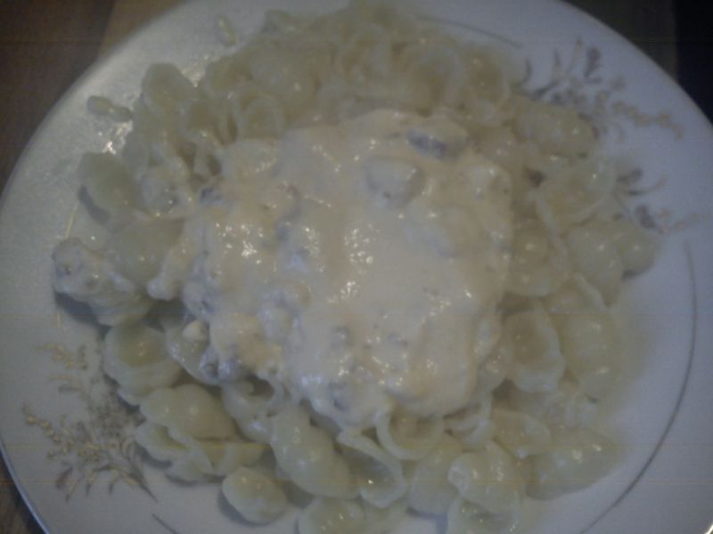 Sos carnonarra z makaronem Sos carnonarra z makaronem