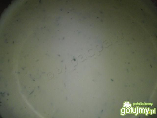 Sos czosnkowo-koperkowy  Sos czosnkowo-koperkowy