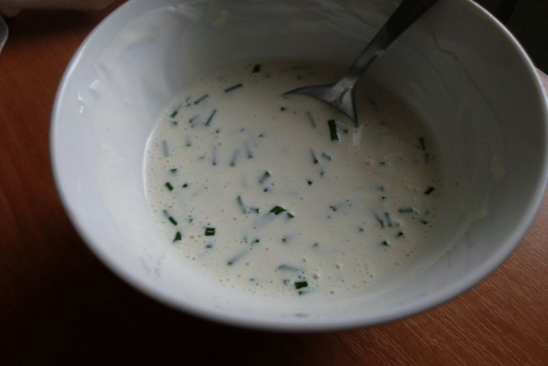 Sos czosnkowo- ziołowy Sos czosnkowo- ziołowy