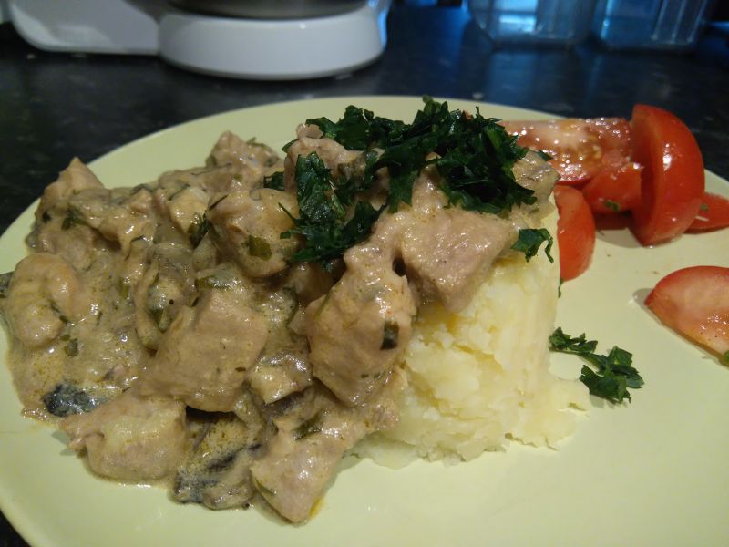 Sos delikatnie grzybowy