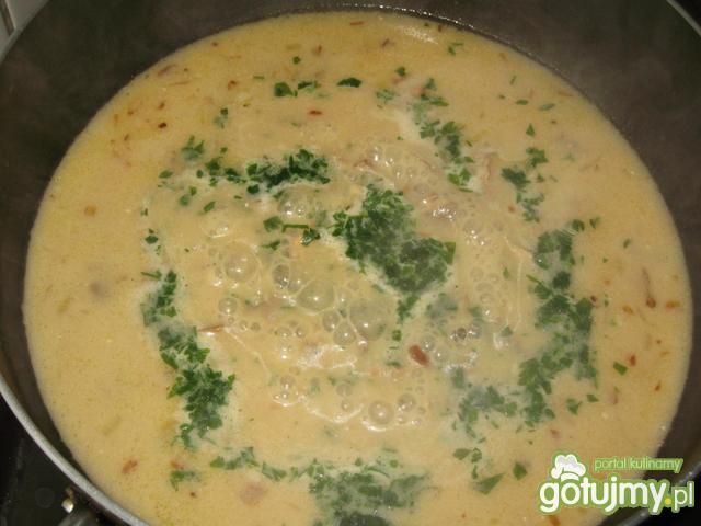 Sos grzybowy z czosnkiem