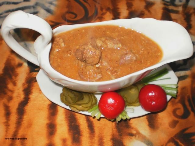 Sos gulaszowy z mączką grzybową  Sos gulaszowy z mączką grzybową