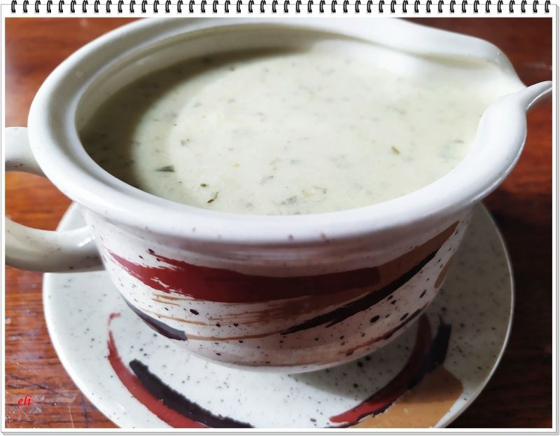 Sos ogórkowo śmietanowy Eli