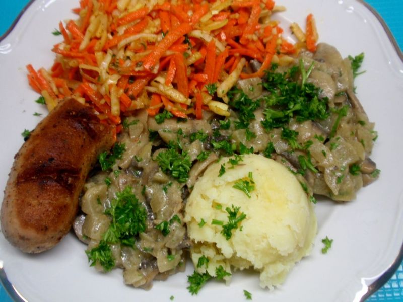 Sos  pieczarkowo jabłkowy