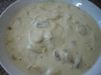 Sos pieczarkowy.