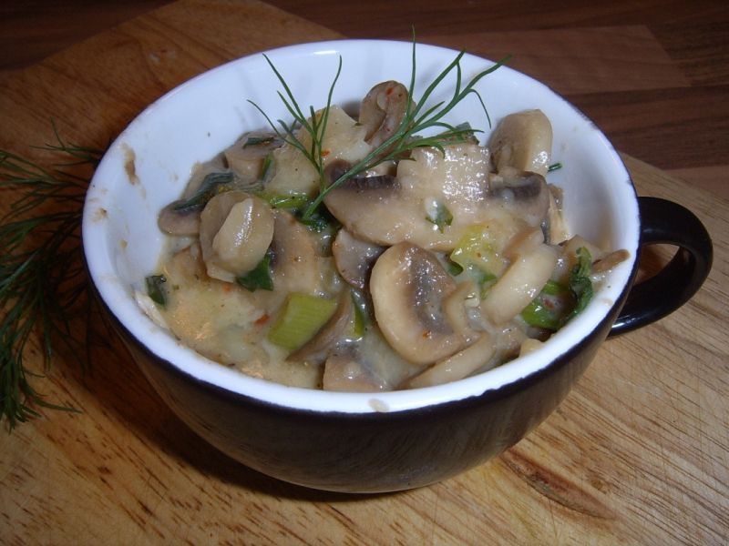 Sos pieczarkowy idealny do makaronu, ryb i drobiu