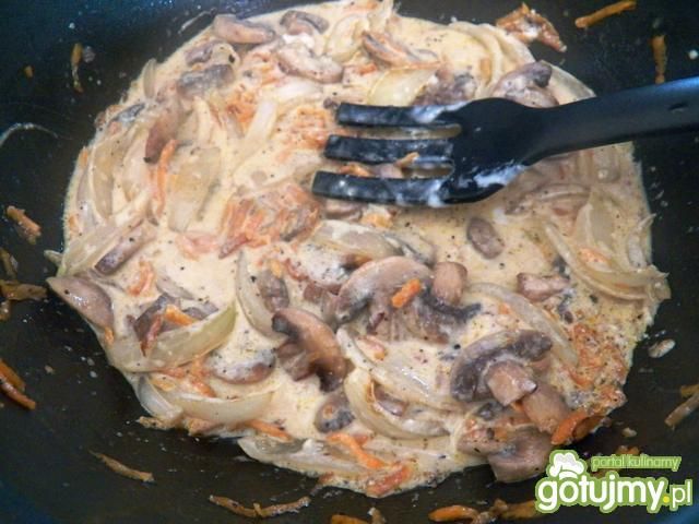 Sos pieczarkowy w jogurtem Sos pieczarkowy w jogurtem