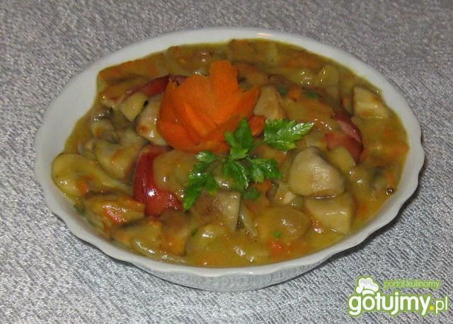 Sos pieczarkowy z parówkami