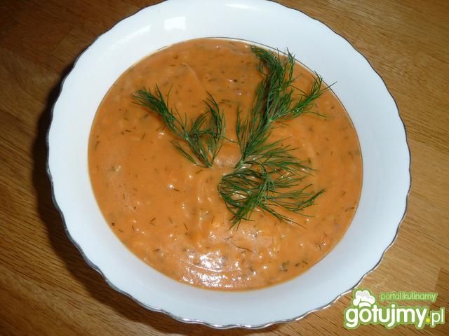 Sos pomidorowo-koperkowy do gołąbków