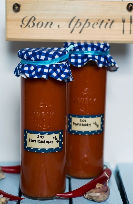 Sos pomidorowy z czubricą Sos pomidorowy z czubricą