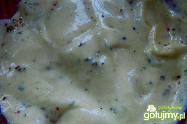 Sos sałatkowy musztardowo-śmietanowy  Sos sałatkowy musztardowo-śmietanowy