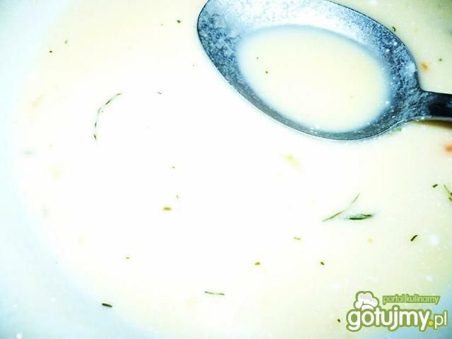 Sos śmietanowo-koperkowy