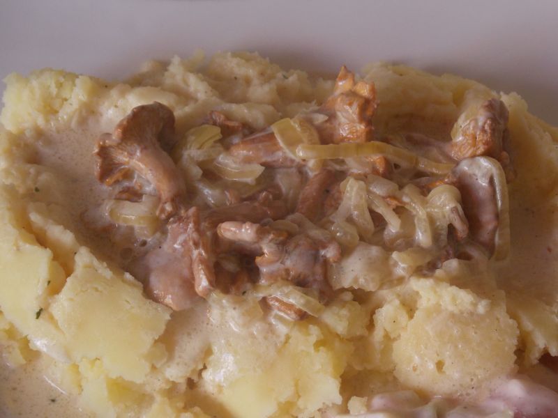 Sos z kurkami Anety  Sos z kurkami Anety