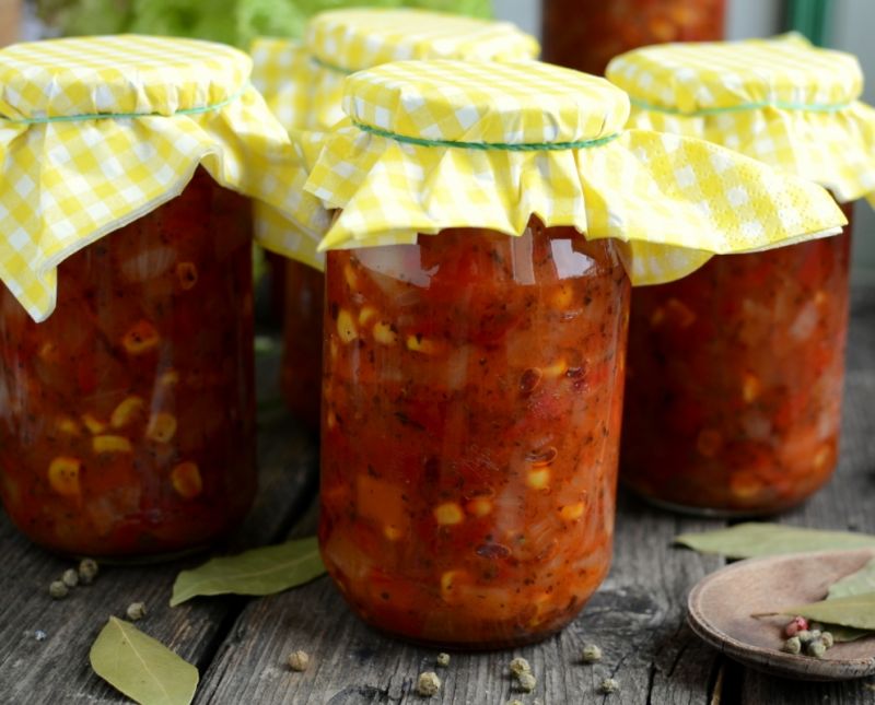 Sos z marchewką i papryką do słoika