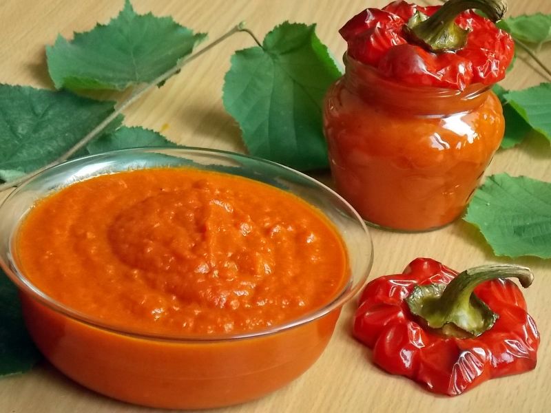 Sos z pieczoną papryką