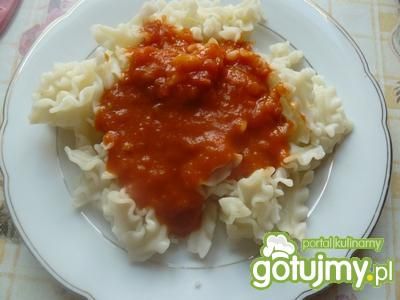 Sos ze świeżych pomidorów.