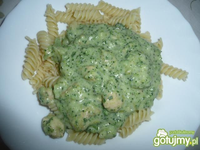 sosik serowo- brokułowy do makaronu