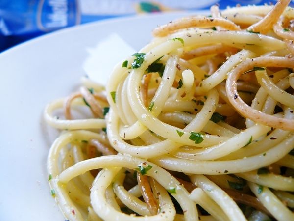 Spaghetti aglio e olio Spaghetti aglio e olio