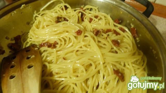 Spaghetti aglio olio 5