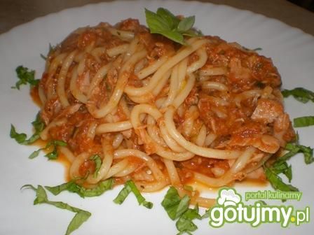 Spaghetti al tonno Spaghetti al tonno