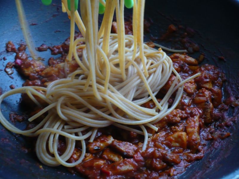 Spaghetti a'la pollo pomodoro