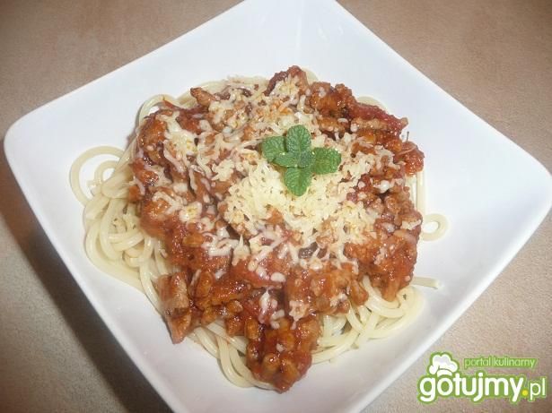 Spaghetti bolońskie.