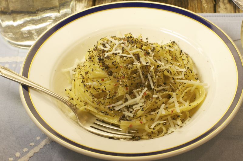 Spaghetti cacio e pepe