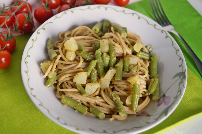 Spaghetti po genueńsku Spaghetti po genueńsku