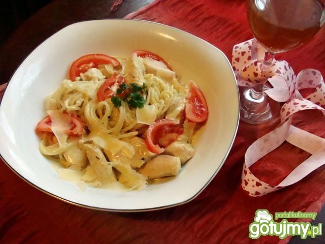 Spaghetti w białym sosie Spaghetti w białym sosie