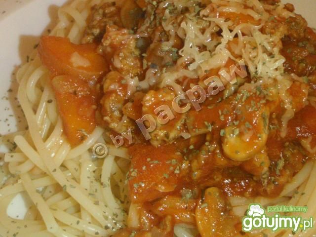 Spaghetti warzywno-mięsne  Spaghetti warzywno-mięsne