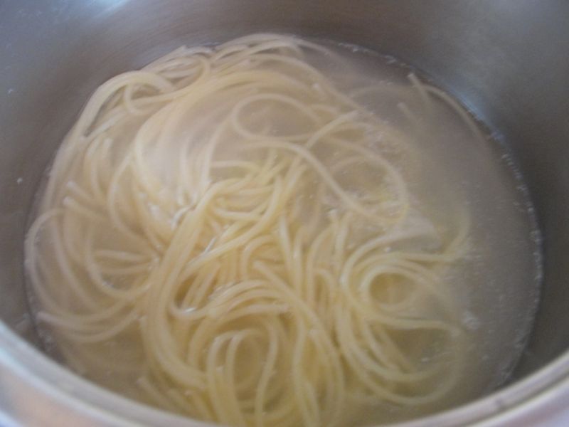 Spaghetti z cukinią ala carbonara