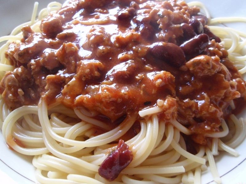 Spaghetti z czerwoną fasolą  Spaghetti z czerwoną fasolą