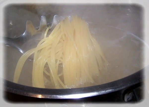 Spaghetti z dynią i pesto