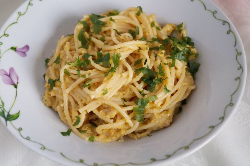 Spaghetti z dyniowym pesto  Spaghetti z dyniowym pesto