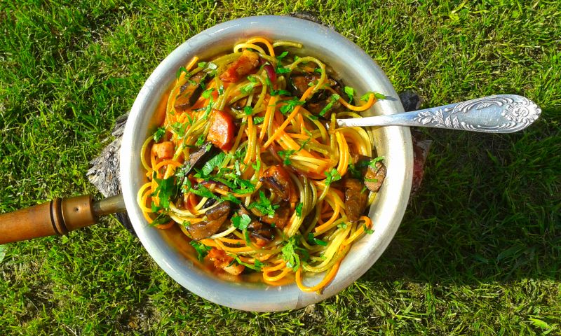 Spaghetti z grzybami leśnymi i boczkiem Spaghetti z grzybami leśnymi i boczkiem