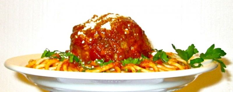 Spaghetti z klopsem Spaghetti z klopsem