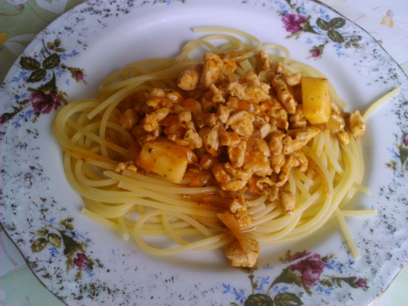 Spaghetti z kurczaka Spaghetti z kurczaka