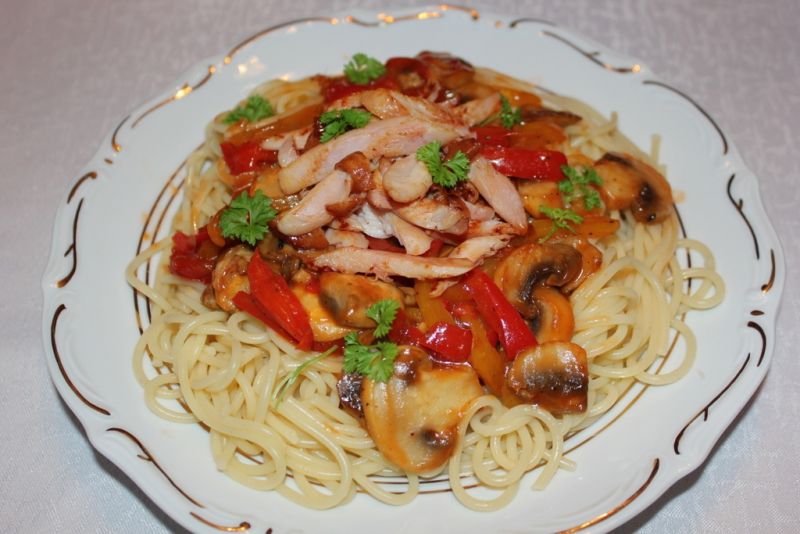 Spaghetti z kurczakiem  Spaghetti z kurczakiem