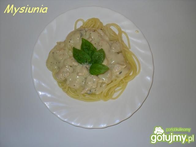 Spaghetti z kurczakiem Mysiuni