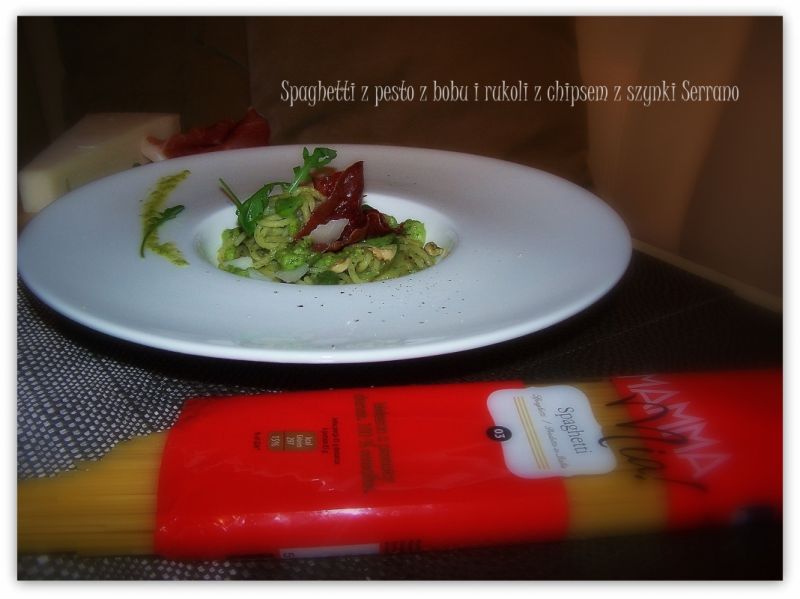 Spaghetti z pesto z bobu i rukoli  Spaghetti z pesto z bobu i rukoli