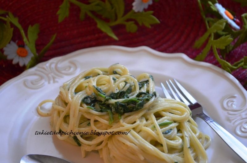Spaghetti ze szpinakiem  Spaghetti ze szpinakiem