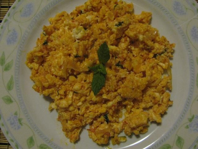 Stapacada czyli jajecznica z pomidorami