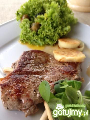 Stek delikatnie grilowany Stek delikatnie grilowany