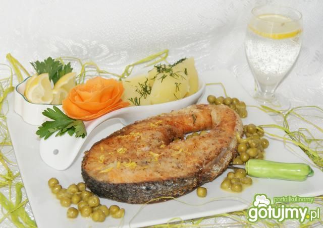 Steki z łososia na cytrynowym groszku : Steki z łososia na cytrynowym groszku :
